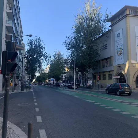 - Almirante Reis * Lisboa